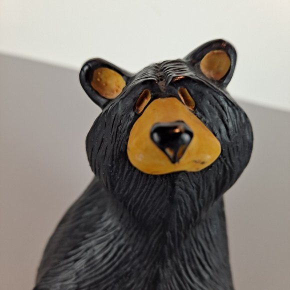 Bearfoots Bear “Handy” Business Card Holder Figurine by Jeff Flemming - Picture 7 of 12